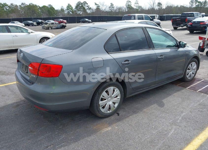 Photo 4 of 2012 Volkswagen Jetta 2.5L SE (VIN 3VWDP7AJ0CM311651)