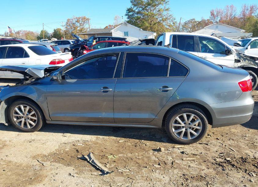 Photo 14 of 2012 Volkswagen Jetta 2.5L SE (VIN 3VWDP7AJ0CM418750)