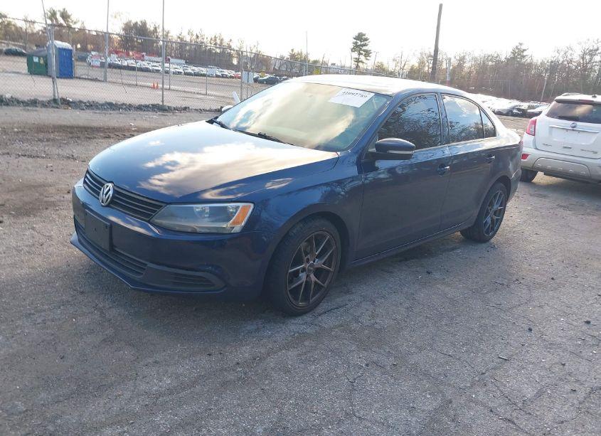 Photo 2 of 2012 Volkswagen Jetta 2.5L SE (VIN 3VWDP7AJ0CM468774)