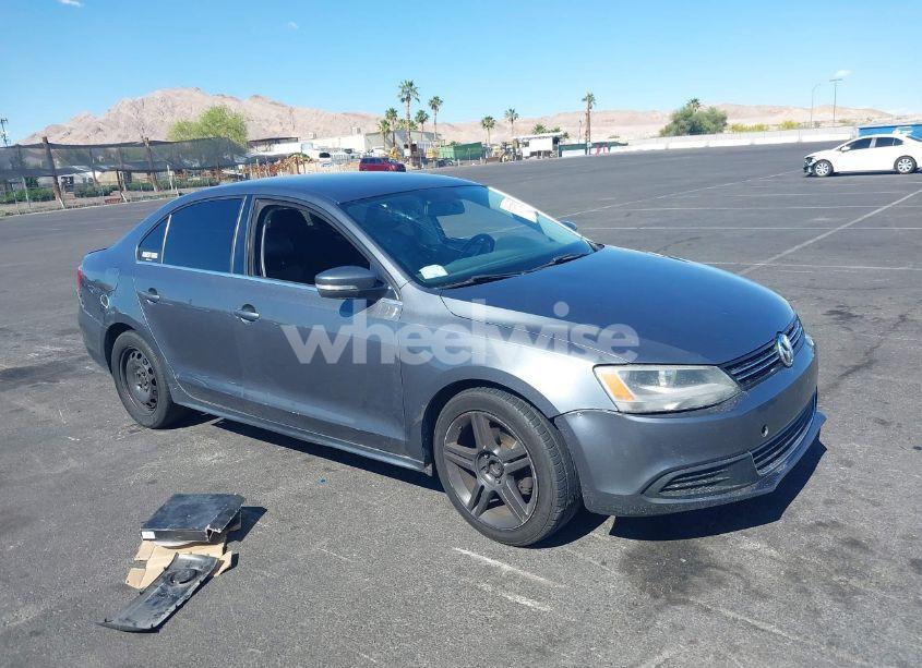 2013 Volkswagen Jetta 2.5L SE (VIN 3VWDP7AJ0DM253879) main photo