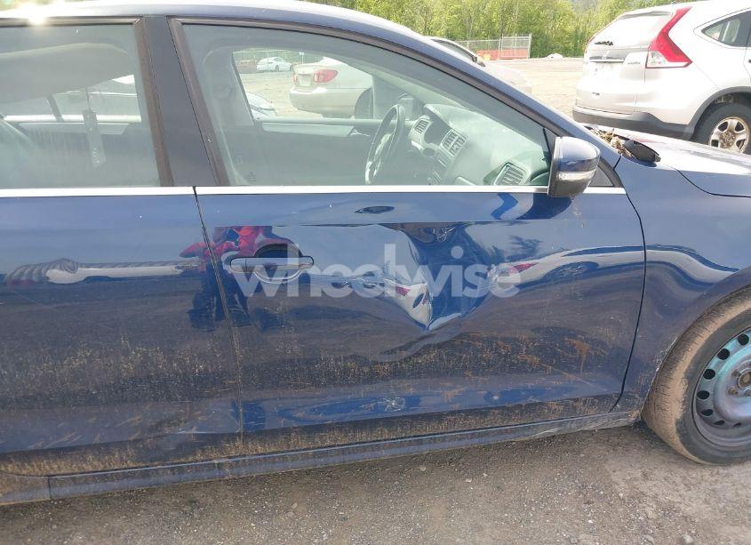 Photo 12 of 2013 Volkswagen Jetta 2.5L SE (VIN 3VWDP7AJ0DM292598)