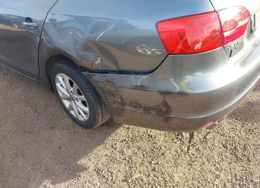 Photo 11 of 2013 Volkswagen Jetta 2.5L SE (VIN 3VWDP7AJ0DM350693)