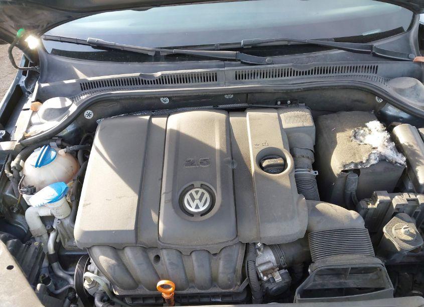 Photo 9 of 2013 Volkswagen Jetta 2.5L SE (VIN 3VWDP7AJ0DM350693)