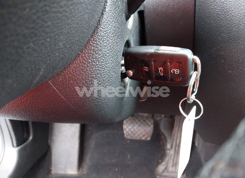 Photo 11 of 2013 Volkswagen Jetta 2.5L SE (VIN 3VWDP7AJ0DM363220)