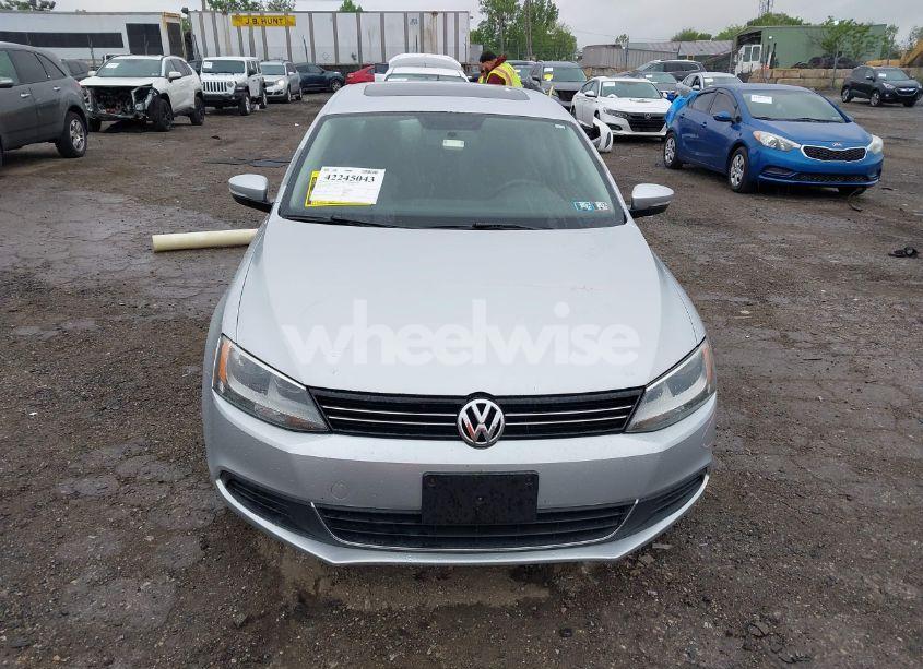 Photo 12 of 2013 Volkswagen Jetta 2.5L SE (VIN 3VWDP7AJ0DM363220)