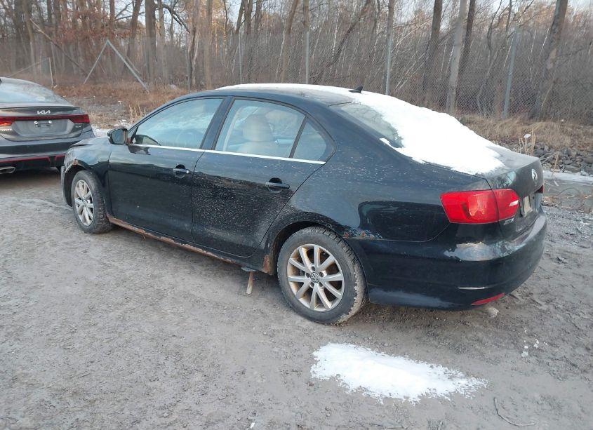 Photo 3 of 2013 Volkswagen Jetta 2.5L SE (VIN 3VWDP7AJ0DM379028)