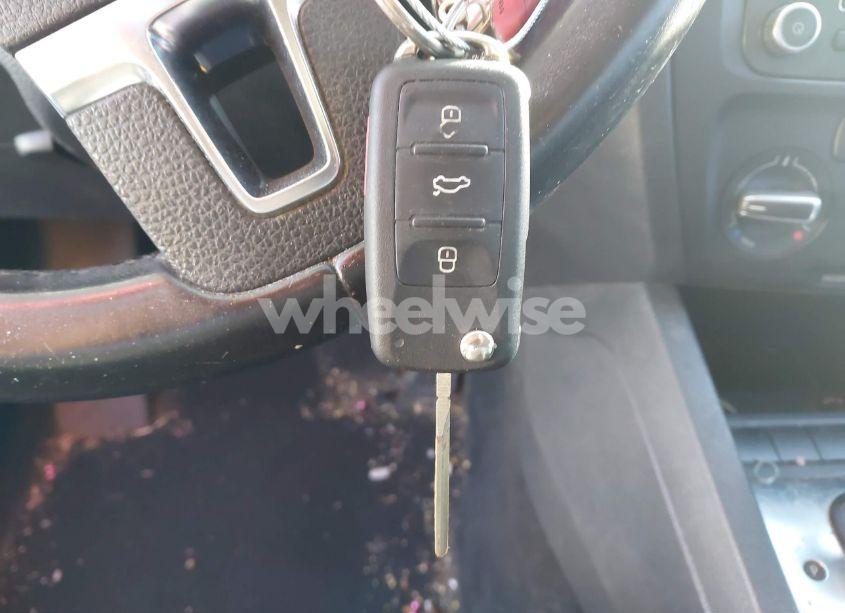 Photo 11 of 2013 Volkswagen Jetta 2.5L SE (VIN 3VWDP7AJ0DM381264)