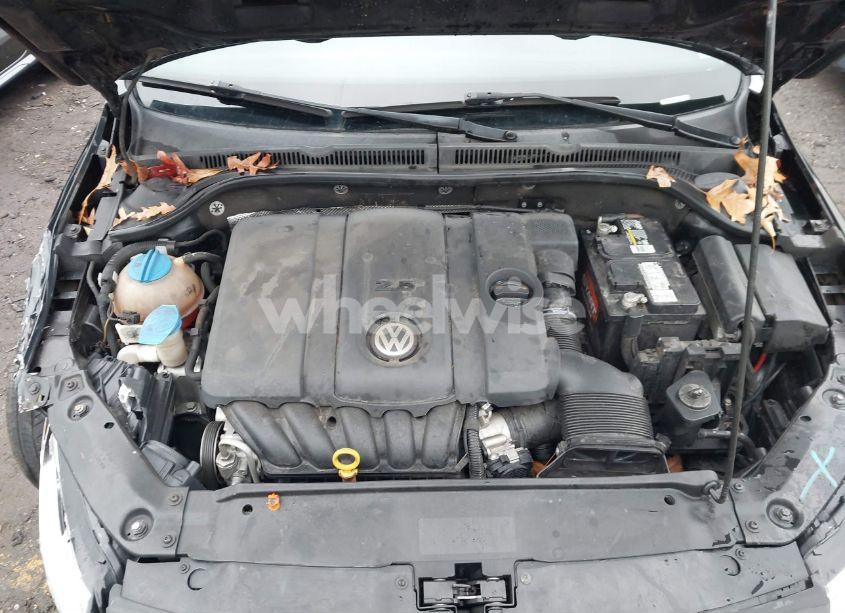 Photo 10 of 2013 Volkswagen Jetta 2.5L SE (VIN 3VWDP7AJ0DM449031)
