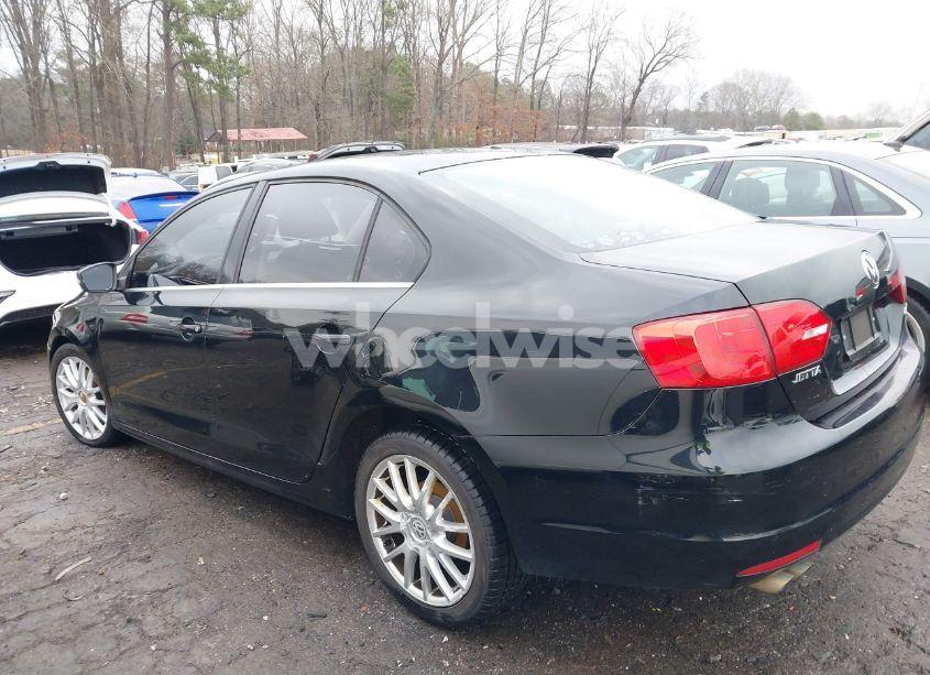 Photo 14 of 2013 Volkswagen Jetta 2.5L SE (VIN 3VWDP7AJ0DM449031)