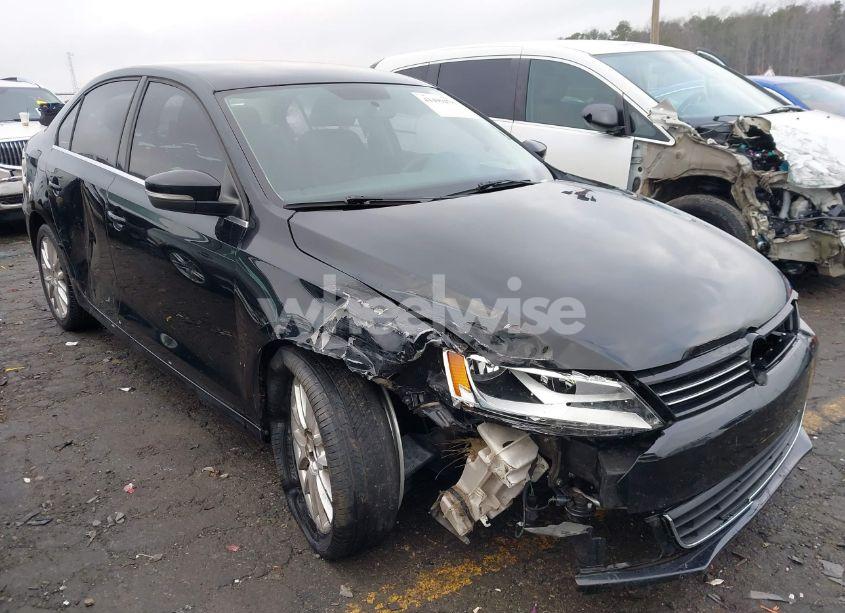 Photo 6 of 2013 Volkswagen Jetta 2.5L SE (VIN 3VWDP7AJ0DM449031)