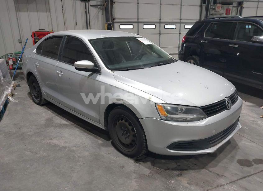 2012 Volkswagen Jetta 2.5L SE (VIN 3VWDP7AJ1CM050062) main photo