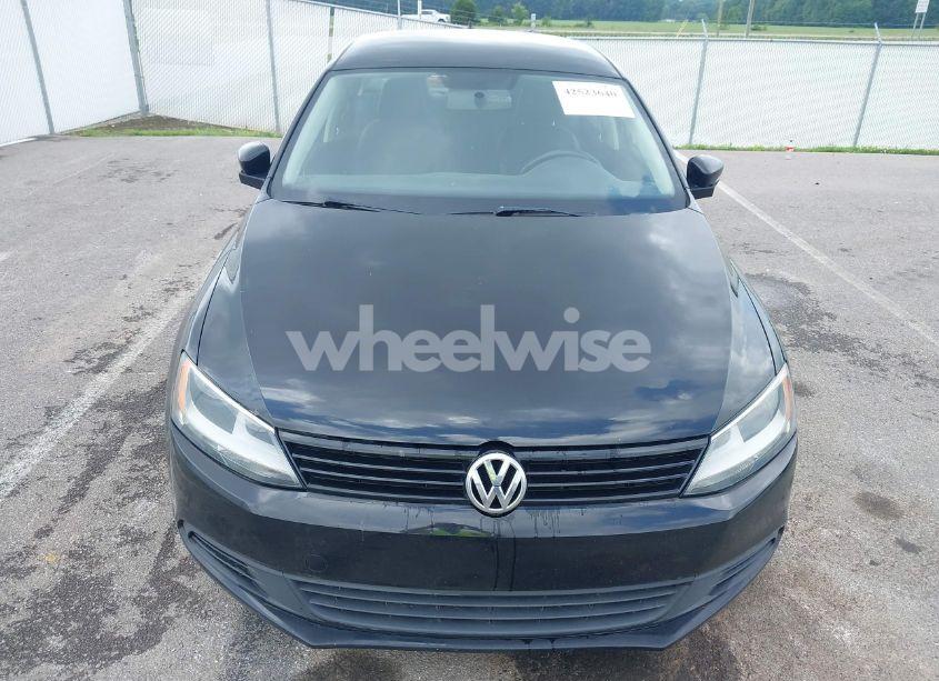 Photo 6 of 2012 Volkswagen Jetta 2.5L SE (VIN 3VWDP7AJ1CM067220)