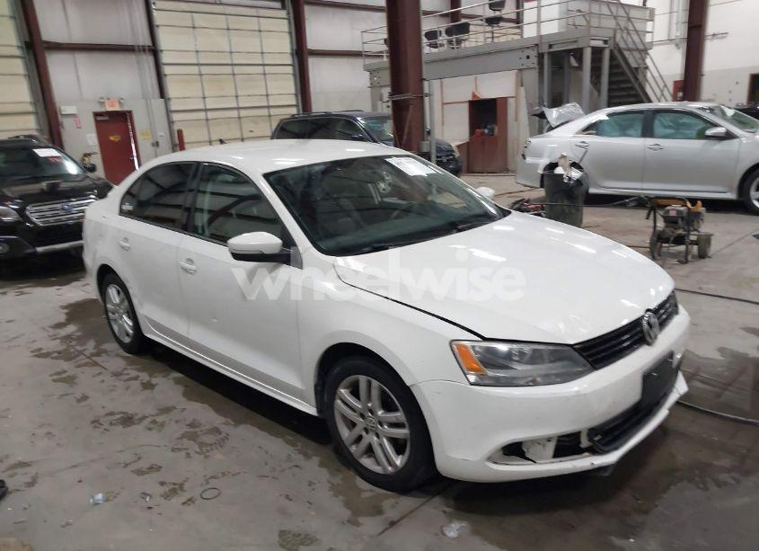 2012 Volkswagen Jetta 2.5L SE (VIN 3VWDP7AJ1CM319175) main photo