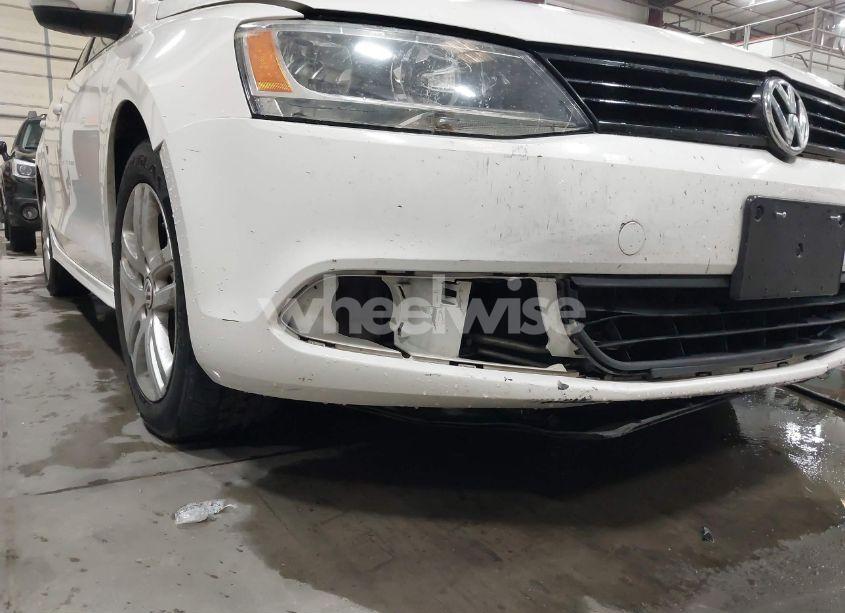 Photo 6 of 2012 Volkswagen Jetta 2.5L SE (VIN 3VWDP7AJ1CM319175)