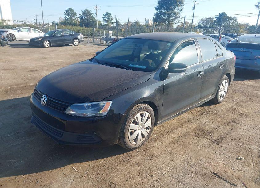 Photo 2 of 2012 Volkswagen Jetta 2.5L SE (VIN 3VWDP7AJ1CM325302)