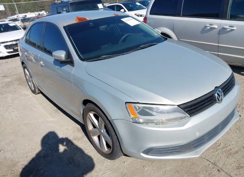 2012 Volkswagen Jetta 2.5L SE (VIN 3VWDP7AJ1CM330287) main photo