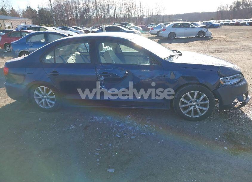 Photo 6 of 2012 Volkswagen Jetta 2.5L SE (VIN 3VWDP7AJ1CM343573)