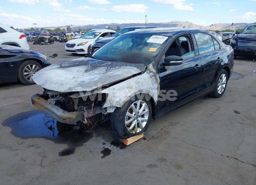 Photo 2 of 2012 Volkswagen Jetta 2.5L SE (VIN 3VWDP7AJ1CM377271)