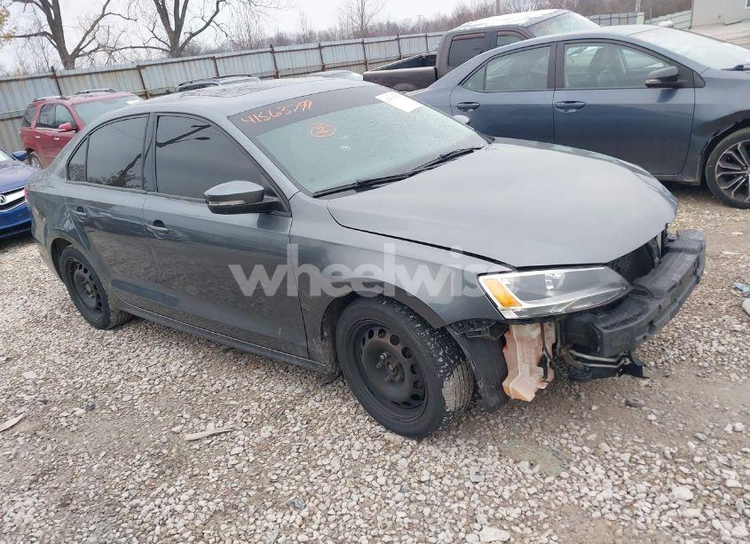 2012 Volkswagen Jetta 2.5L SE (VIN 3VWDP7AJ1CM397004) main photo