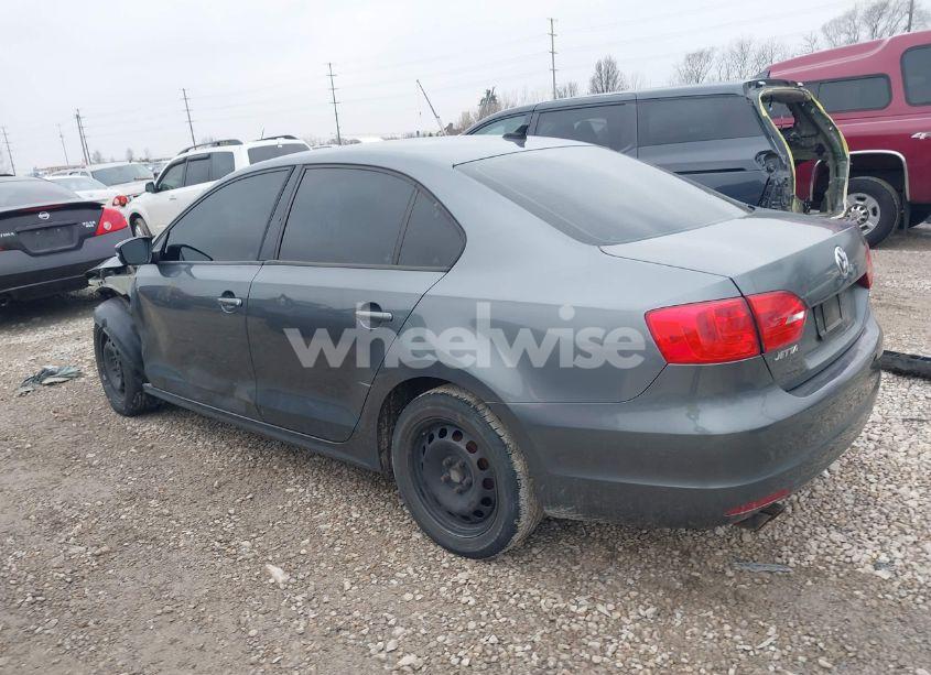 Photo 3 of 2012 Volkswagen Jetta 2.5L SE (VIN 3VWDP7AJ1CM397004)