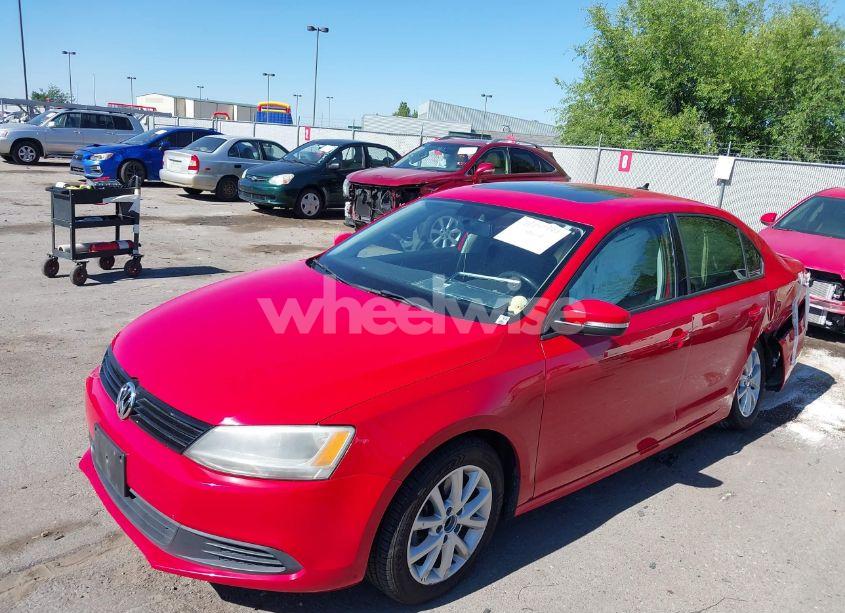 Photo 2 of 2012 Volkswagen Jetta 2.5L SE (VIN 3VWDP7AJ1CM427778)