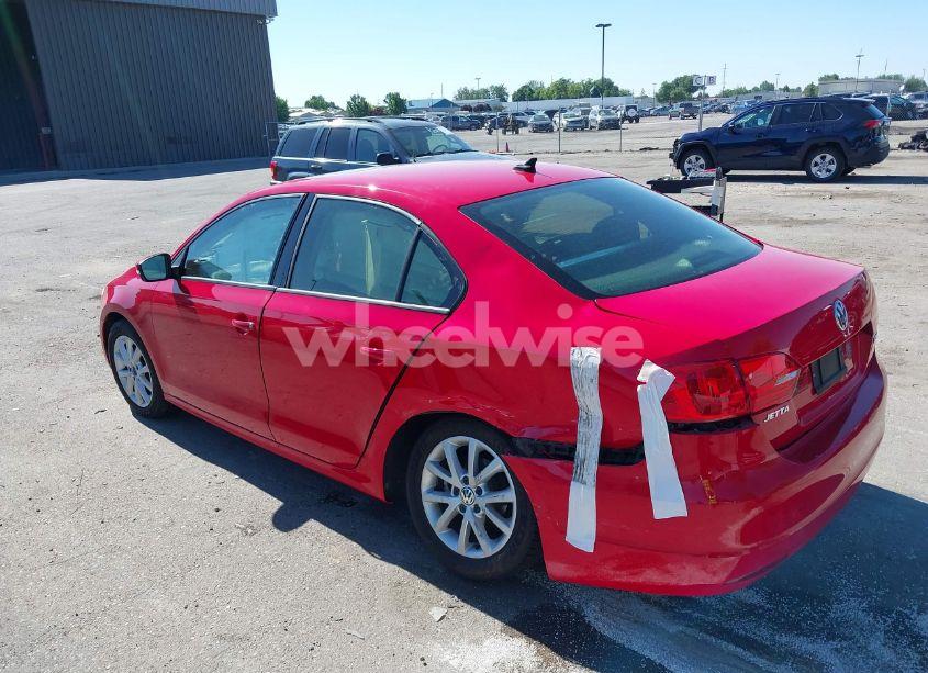 Photo 3 of 2012 Volkswagen Jetta 2.5L SE (VIN 3VWDP7AJ1CM427778)