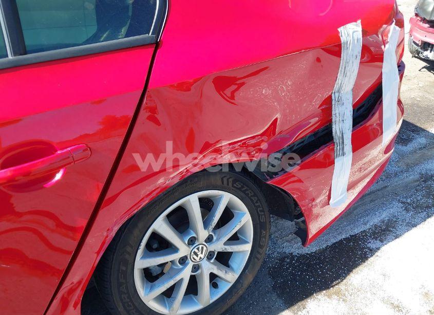 Photo 6 of 2012 Volkswagen Jetta 2.5L SE (VIN 3VWDP7AJ1CM427778)