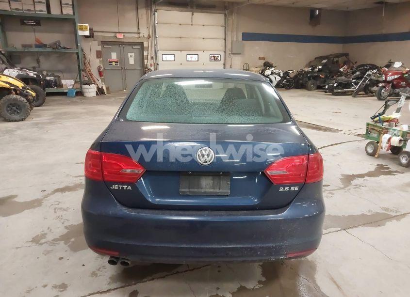 Photo 14 of 2013 Volkswagen Jetta 2.5L SE (VIN 3VWDP7AJ1DM205629)