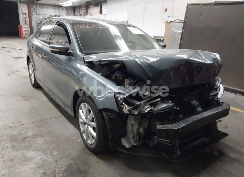 2013 Volkswagen Jetta 2.5L SE (VIN 3VWDP7AJ1DM308162) main photo