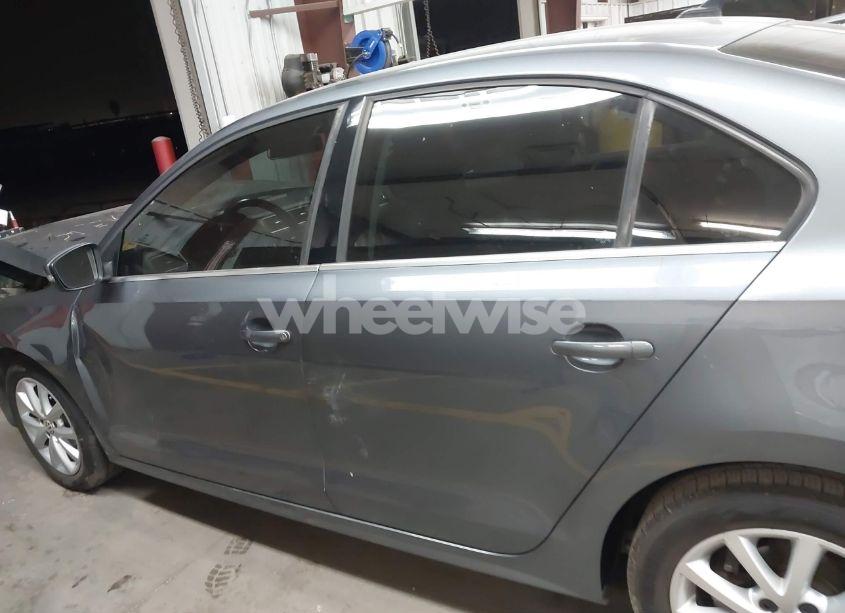 Photo 15 of 2013 Volkswagen Jetta 2.5L SE (VIN 3VWDP7AJ1DM308162)