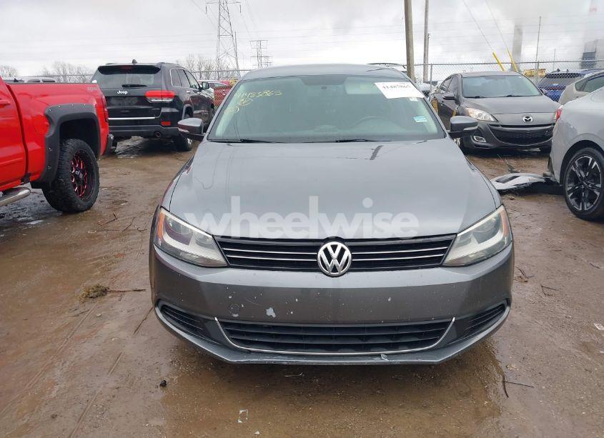 Photo 12 of 2013 Volkswagen Jetta 2.5L SE (VIN 3VWDP7AJ1DM380043)
