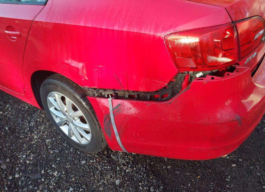 Photo 6 of 2012 Volkswagen Jetta 2.5L SE (VIN 3VWDP7AJ2CM014428)