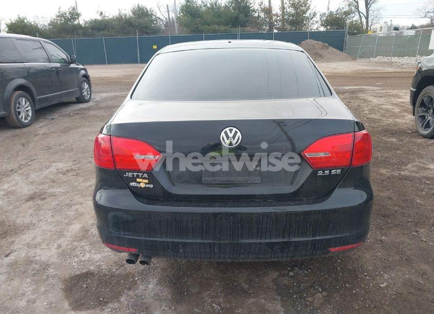 Photo 16 of 2012 Volkswagen Jetta 2.5L SE (VIN 3VWDP7AJ2CM127845)