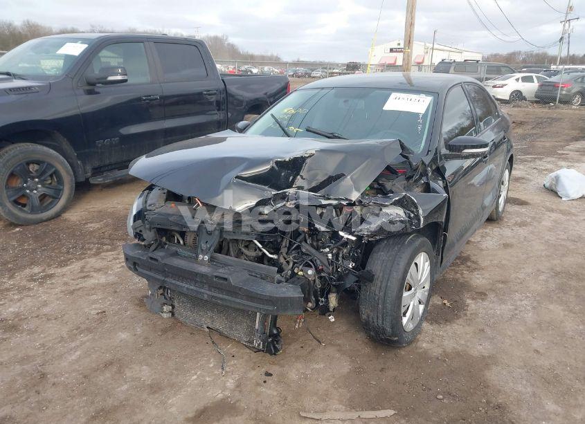 Photo 2 of 2012 Volkswagen Jetta 2.5L SE (VIN 3VWDP7AJ2CM127845)