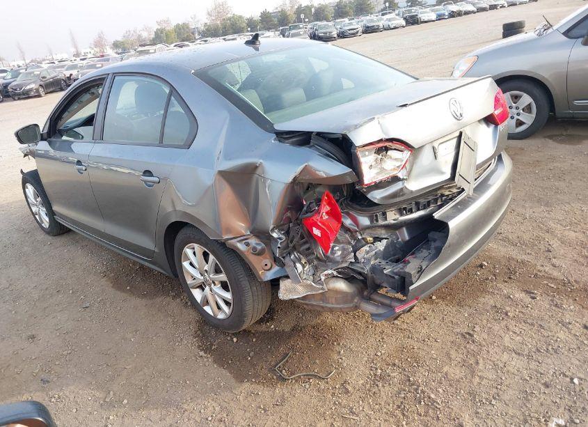 Photo 3 of 2012 Volkswagen Jetta 2.5L SE (VIN 3VWDP7AJ2CM129983)