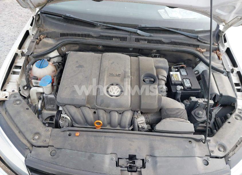 Photo 10 of 2012 Volkswagen Jetta 2.5L SE (VIN 3VWDP7AJ2CM319248)