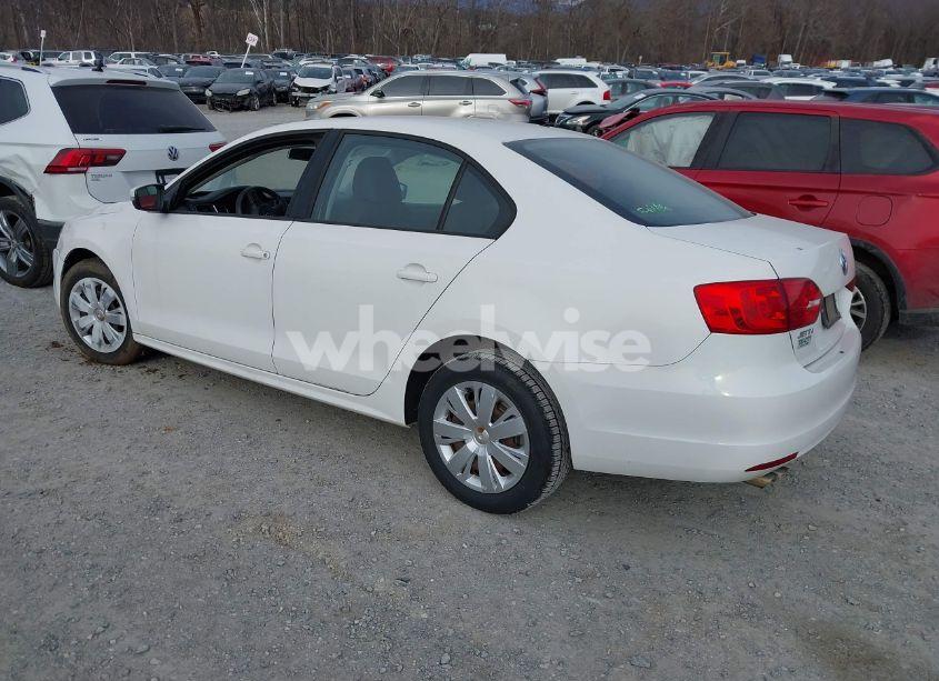 Photo 3 of 2012 Volkswagen Jetta 2.5L SE (VIN 3VWDP7AJ2CM319248)