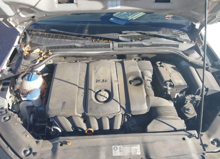 Photo 10 of 2012 Volkswagen Jetta 2.5L SE (VIN 3VWDP7AJ2CM321341)