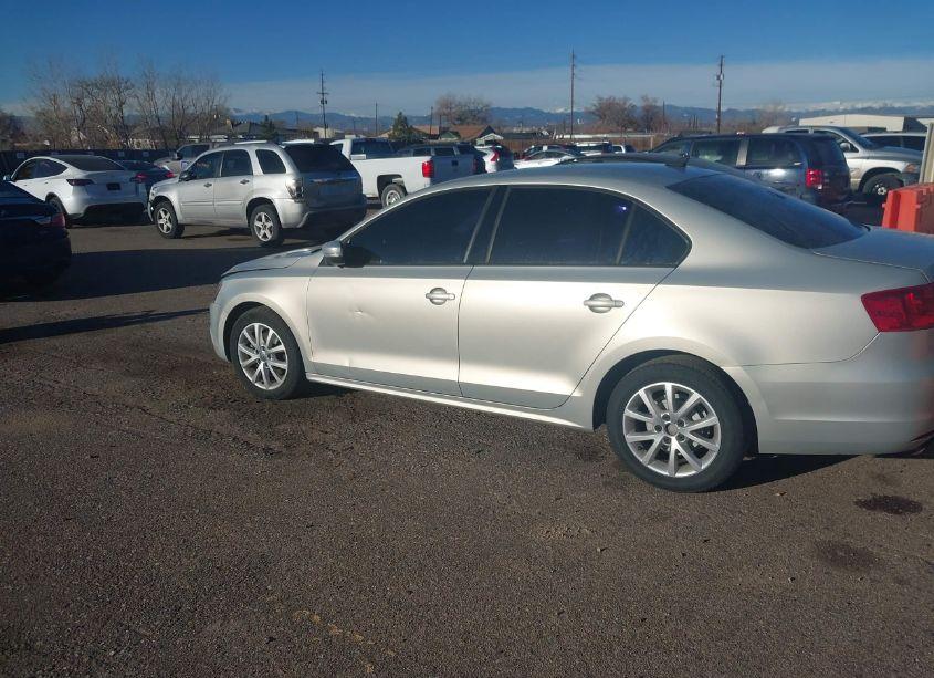 Photo 3 of 2012 Volkswagen Jetta 2.5L SE (VIN 3VWDP7AJ2CM321341)