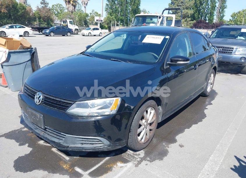 Photo 6 of 2012 Volkswagen Jetta 2.5L SE (VIN 3VWDP7AJ2CM360172)
