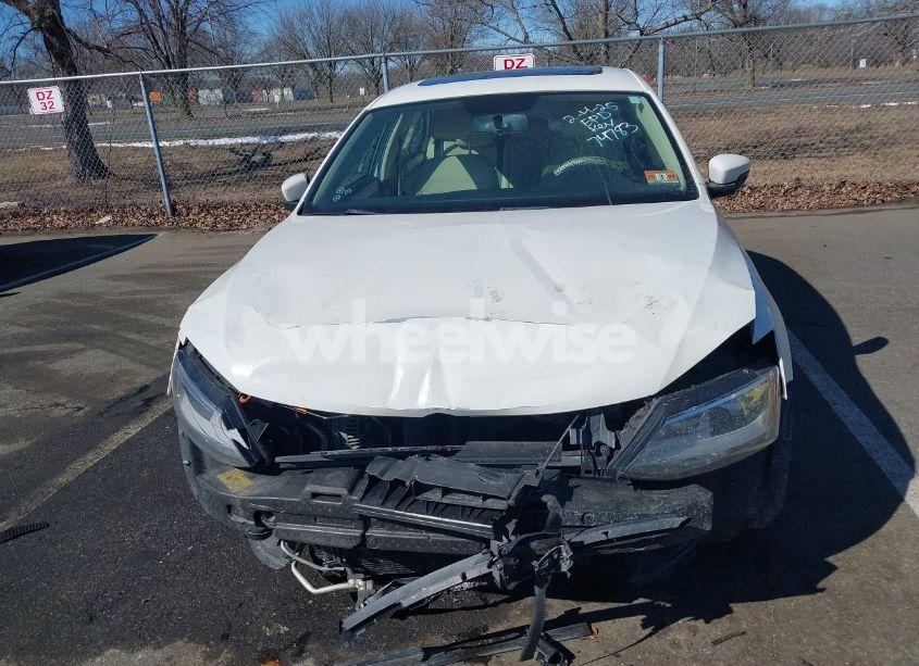 Photo 12 of 2012 Volkswagen Jetta 2.5L SE (VIN 3VWDP7AJ2CM374783)