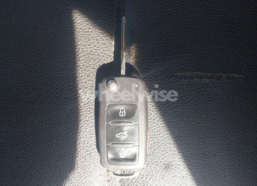 Photo 11 of 2012 Volkswagen Jetta 2.5L SE (VIN 3VWDP7AJ2CM414893)