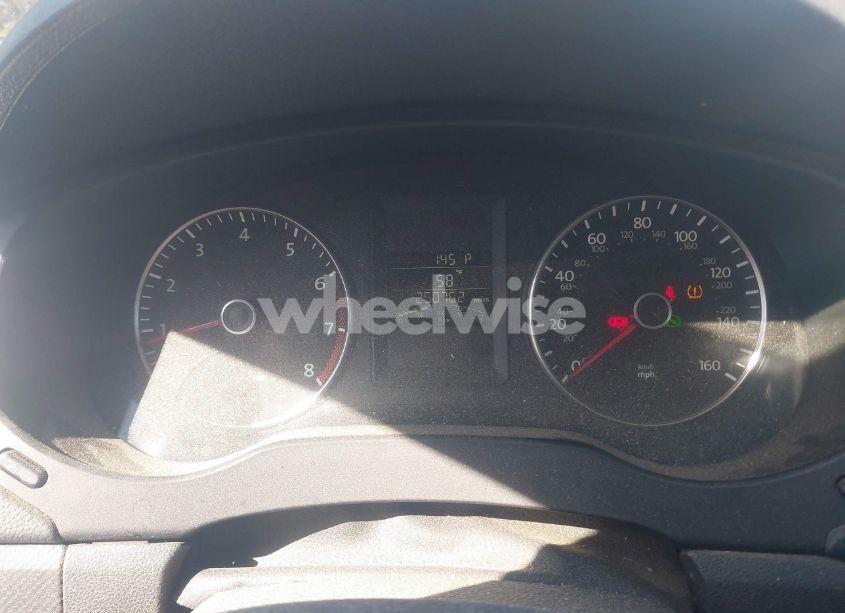 Photo 7 of 2012 Volkswagen Jetta 2.5L SE (VIN 3VWDP7AJ2CM414893)