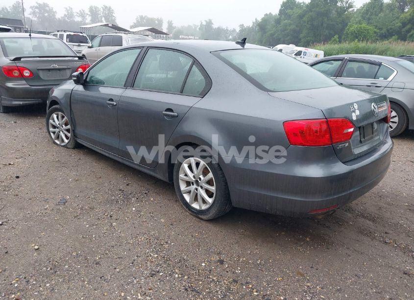 Photo 3 of 2012 Volkswagen Jetta 2.5L SE (VIN 3VWDP7AJ2CM451037)