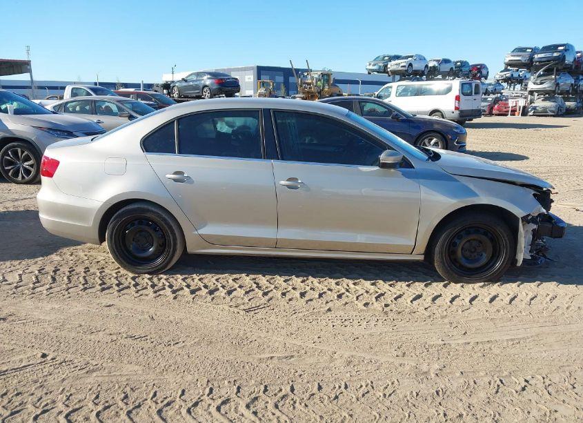 Photo 13 of 2013 Volkswagen Jetta 2.5L SE (VIN 3VWDP7AJ2DM246447)