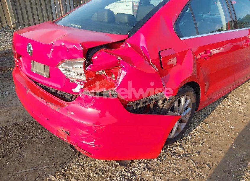 Photo 6 of 2013 Volkswagen Jetta 2.5L SE (VIN 3VWDP7AJ2DM308395)