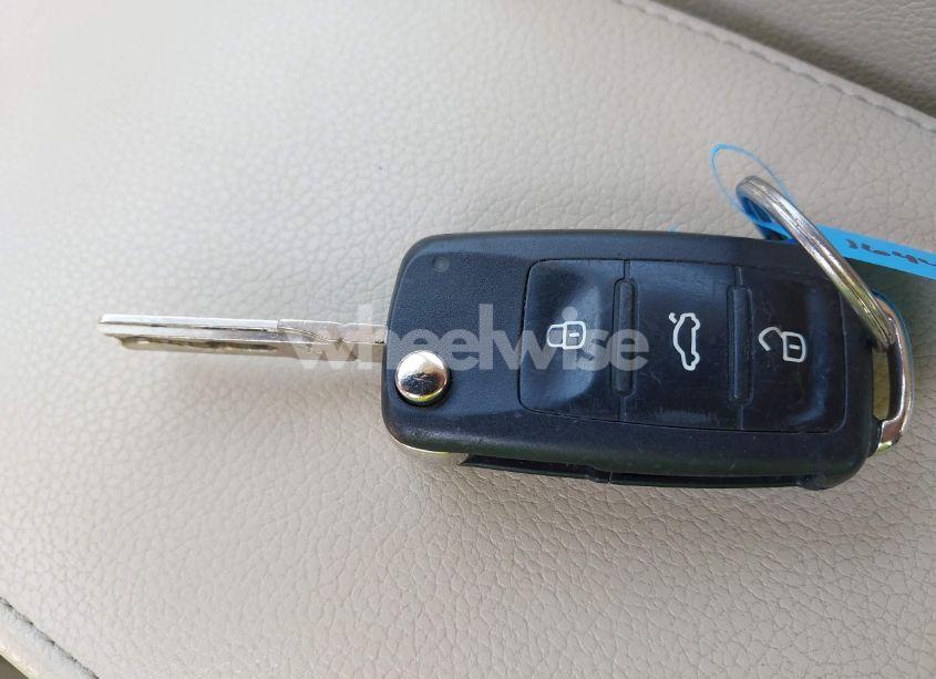 Photo 11 of 2013 Volkswagen Jetta 2.5L SE (VIN 3VWDP7AJ2DM368385)