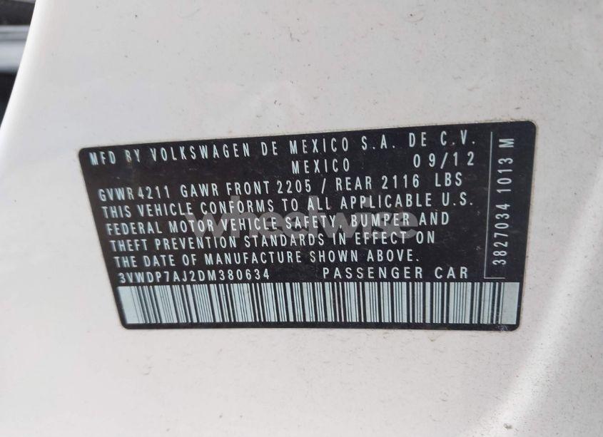 Photo 9 of 2013 Volkswagen Jetta SE (VIN 3VWDP7AJ2DM380634)