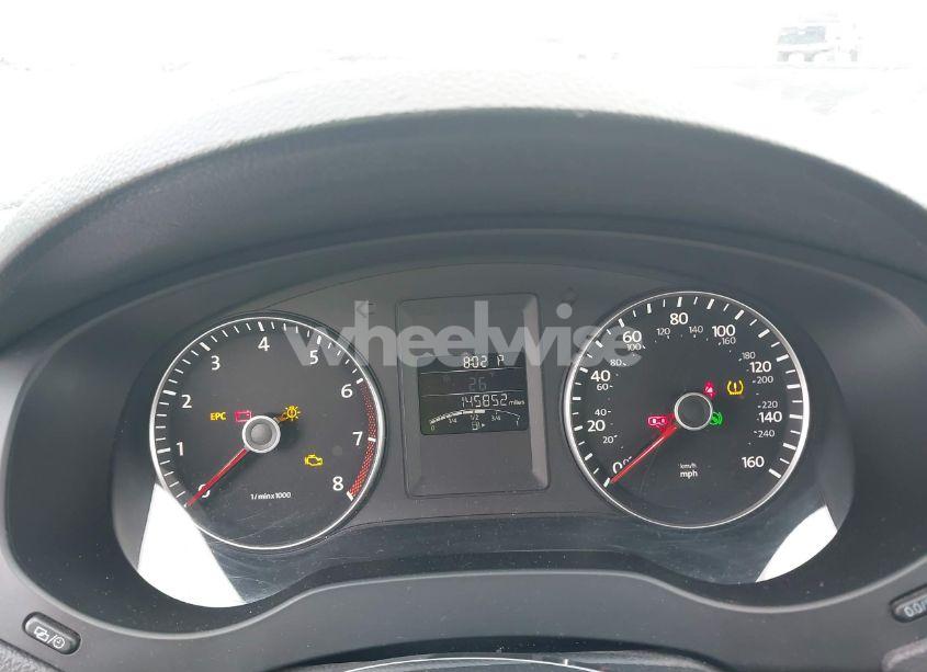 Photo 7 of 2013 Volkswagen Jetta 2.5L SE (VIN 3VWDP7AJ2DM384277)