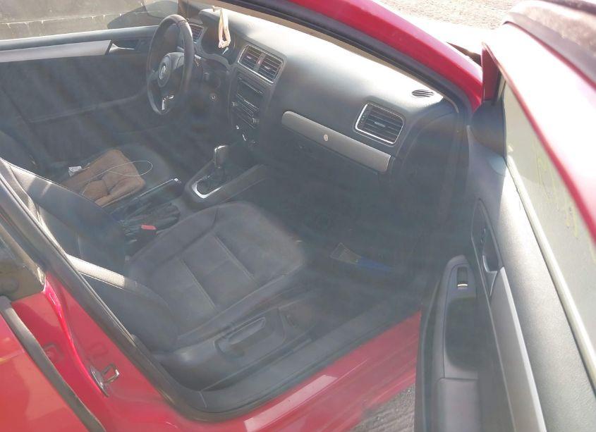 Photo 5 of 2013 Volkswagen Jetta 2.5L SE (VIN 3VWDP7AJ2DM395974)